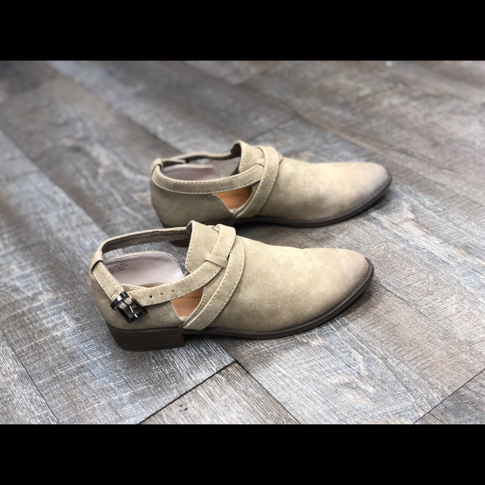 BC VEGAN Bootie - 6 - Picture 2 of 3